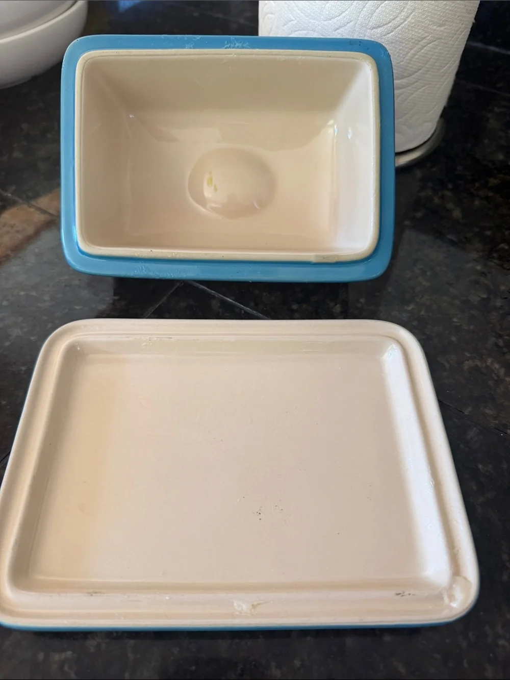 Bundle Le creuset butter dish blue and 2 grey egg cups